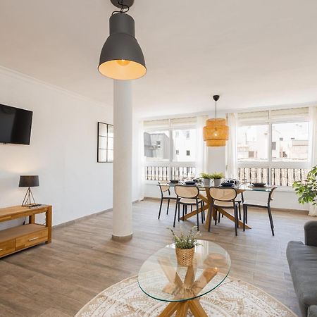 C103 - Sunny Terrace, Old Town Views Apartment มาลากา ภายนอก รูปภาพ