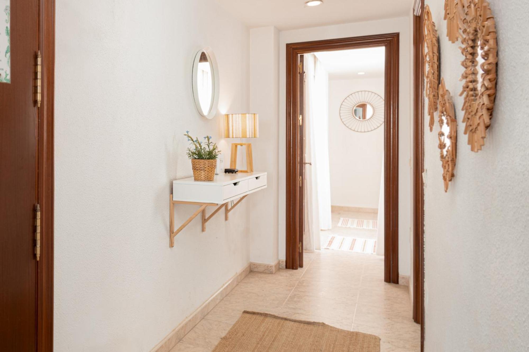 C103 - Sunny Terrace, Old Town Views Apartment มาลากา ภายนอก รูปภาพ