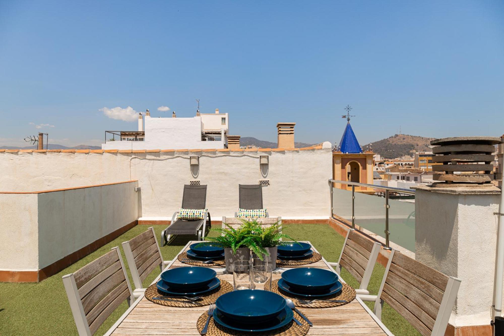 C103 - Sunny Terrace, Old Town Views Apartment มาลากา ภายนอก รูปภาพ